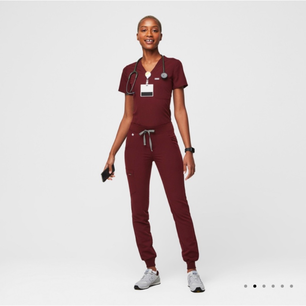 Figs Burgundy jogger scrub set